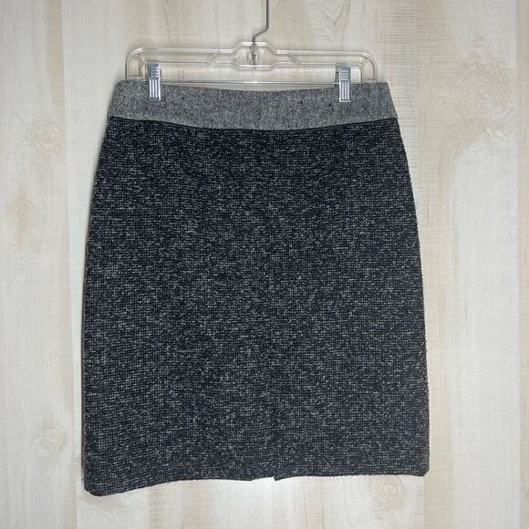 Liz Claiborne gray wool skirt above the knee, size 6 - Picture 2 of 11